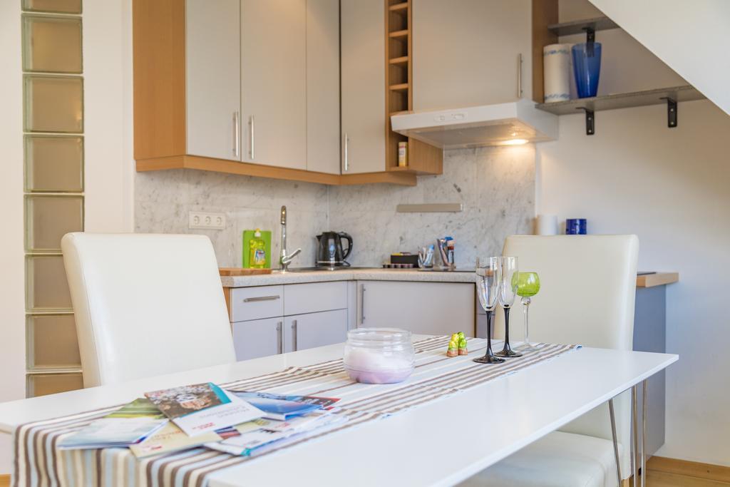 Maisonette Apartment Am Bahnhof - Adults Only Ίνσμπρουκ Εξωτερικό φωτογραφία