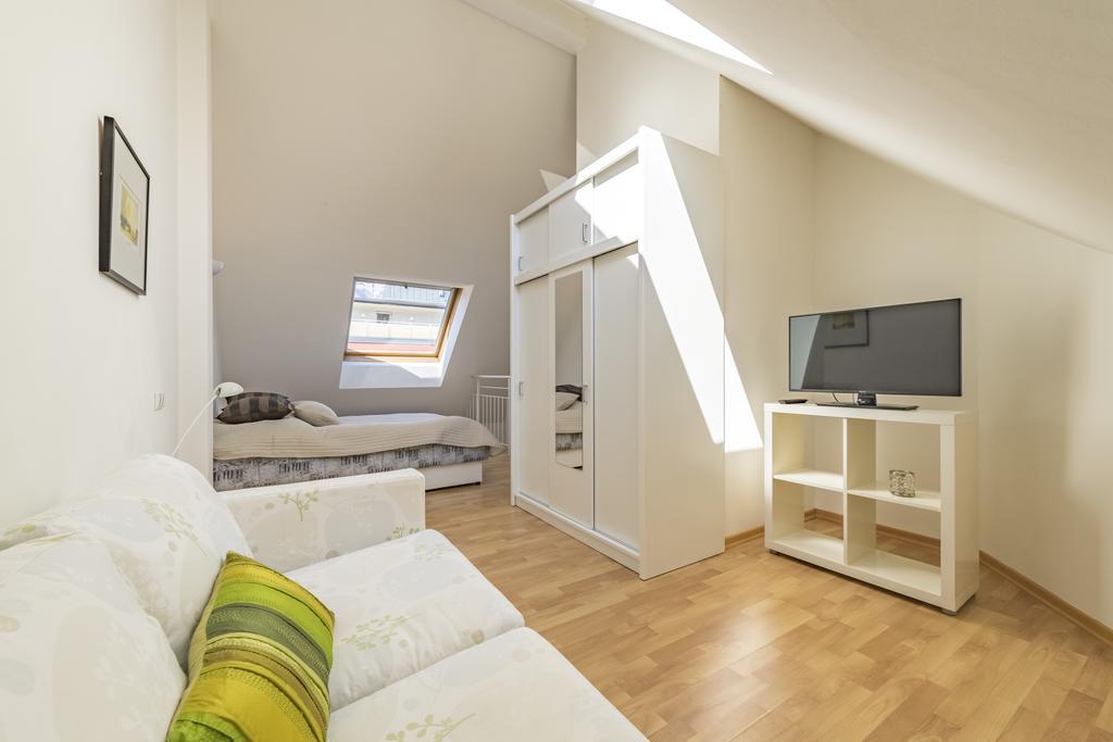 Maisonette Apartment Am Bahnhof - Adults Only Ίνσμπρουκ Εξωτερικό φωτογραφία