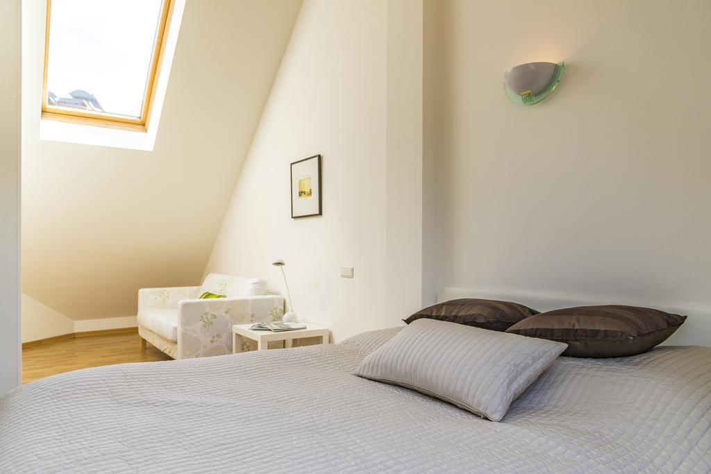 Maisonette Apartment Am Bahnhof - Adults Only Ίνσμπρουκ Εξωτερικό φωτογραφία