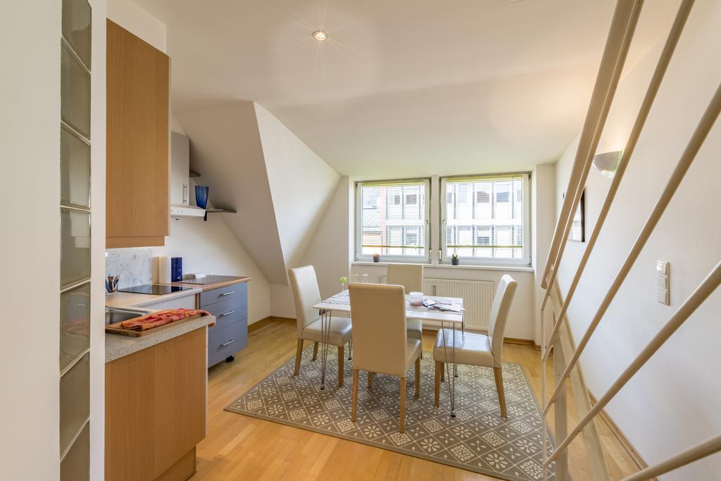 Maisonette Apartment Am Bahnhof - Adults Only Ίνσμπρουκ Εξωτερικό φωτογραφία