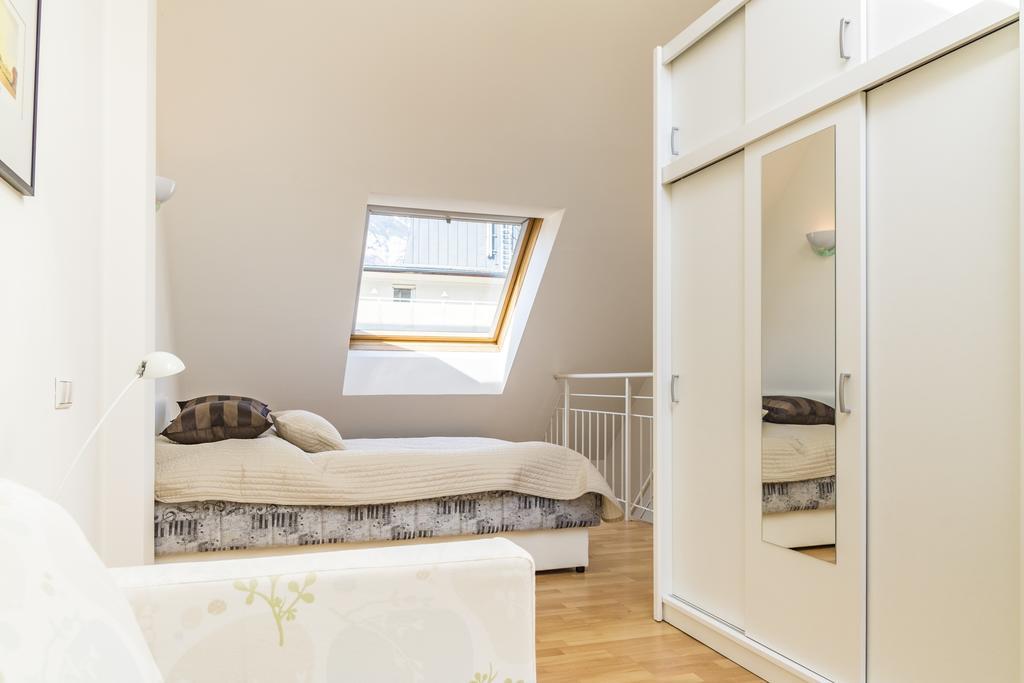 Maisonette Apartment Am Bahnhof - Adults Only Ίνσμπρουκ Εξωτερικό φωτογραφία