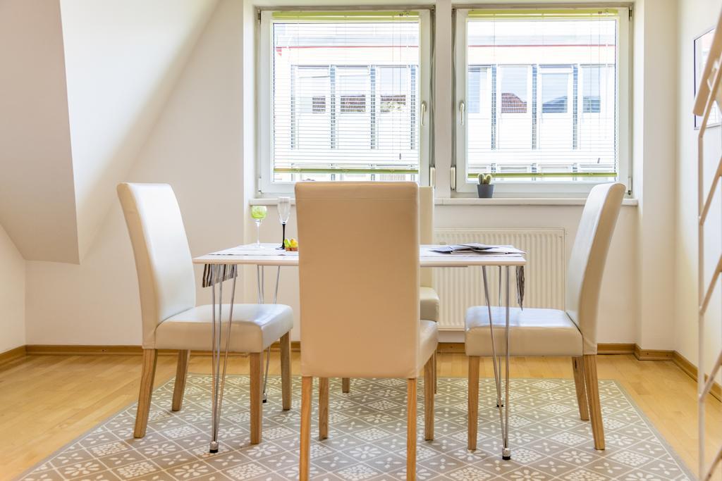 Maisonette Apartment Am Bahnhof - Adults Only Ίνσμπρουκ Εξωτερικό φωτογραφία