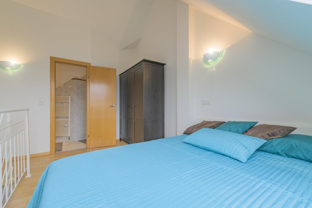 Maisonette Apartment Am Bahnhof - Adults Only Ίνσμπρουκ Εξωτερικό φωτογραφία