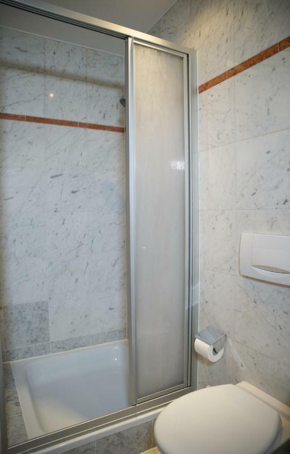 Maisonette Apartment Am Bahnhof - Adults Only Ίνσμπρουκ Εξωτερικό φωτογραφία